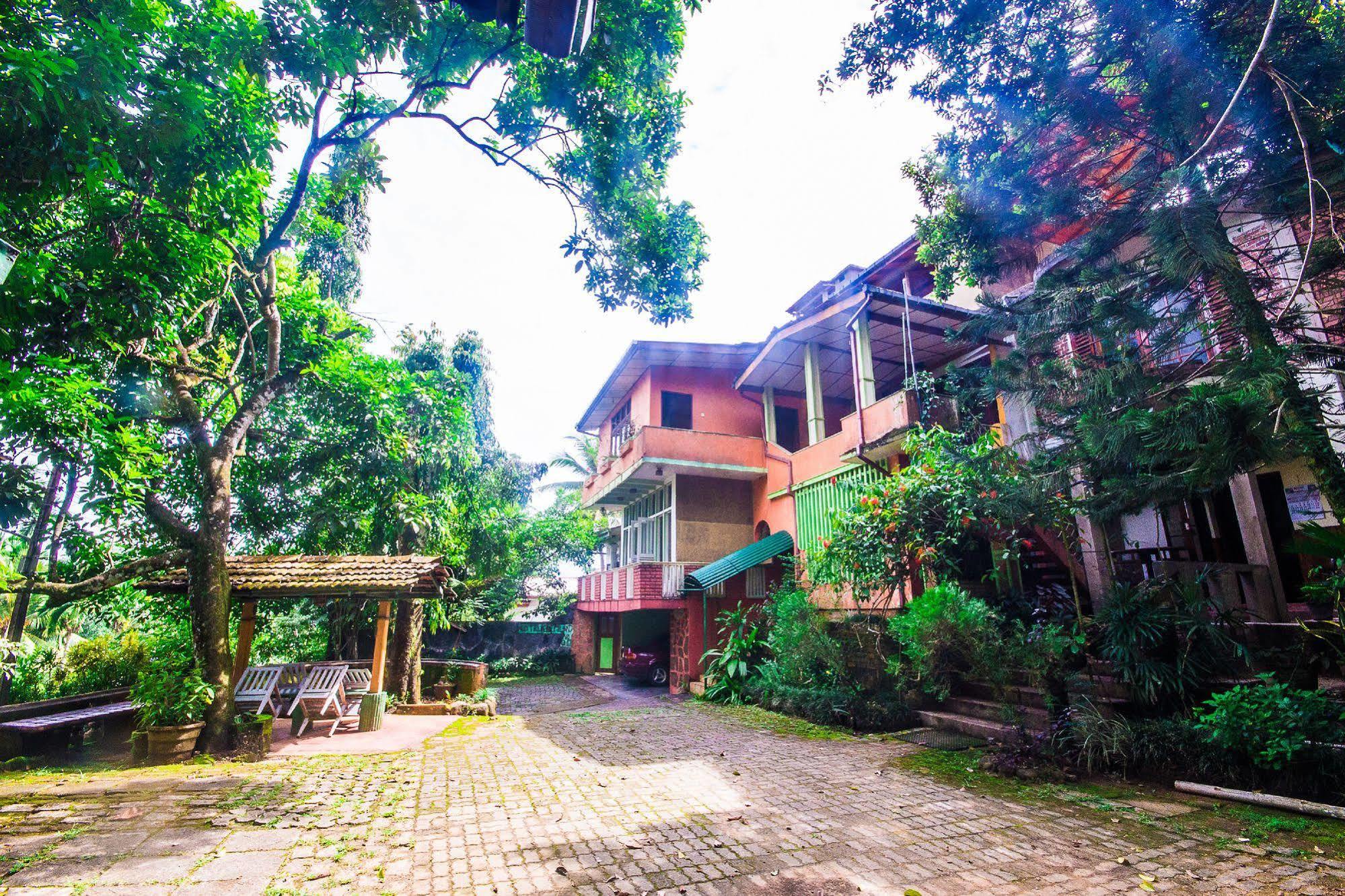 Hotel Gem Land Ratnapura Exterior foto